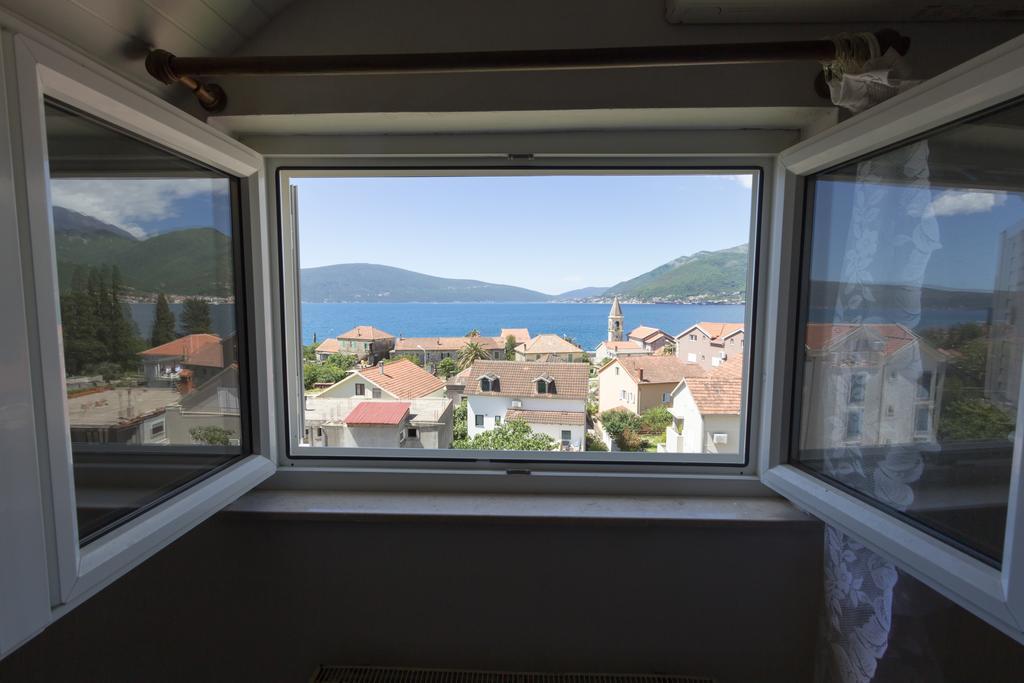 St. Roko Guest House Донья Ластва Екстер'єр фото